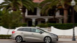 Kia ceed Sportswagon II (2012) - prawy bok