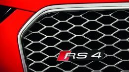 Audi RS4 Avant 2012 - grill