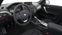 BMW 118i 2012 - pełny panel przedni