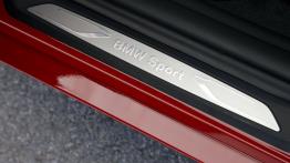 BMW 118i 2012 - listwa progowa