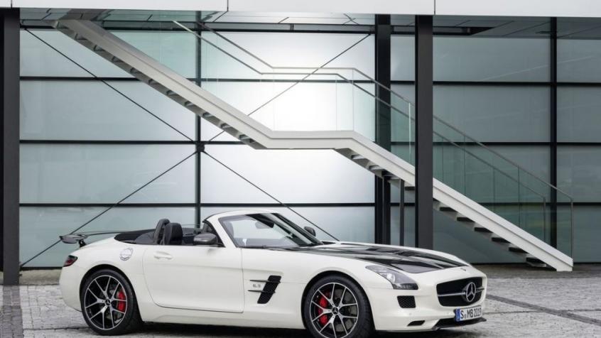 Mercedes SLS AMG Roadster 6.2 V8 592KM 435kW od 2012