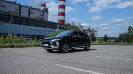 Mitsubishi Eclipse Cross 1.5 T 163 KM - galeria redakcyjna (2) - lewy bok