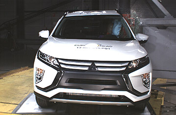  Mitsubishi Eclipse Cross 1.5 'Invite', 4x2