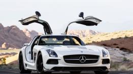 Mercedes SLS AMG Coupe 6.2 V8 592KM 435kW od 2012