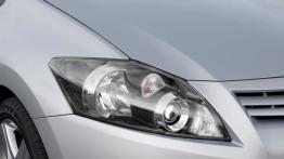 Toyota Auris I Hatchback 5d Facelifting 2.0 D-4D DPF 126KM 93kW 2009-2012