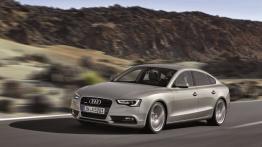 Audi A5 Sportback 2012 - przód - reflektory włączone