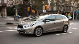 Kia ceed Sportswagon II (2012) - lewy bok