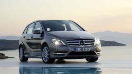 Mercedes B180 CDI 2012 - widok z przodu