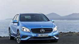 Mercedes A 180 CDI (W176) 2012 - widok z przodu