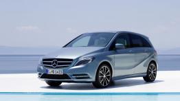 Mercedes B200 CDI 2012 - widok z przodu