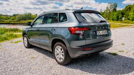 ©koda Karoq 1.5 TSI DSG Style 2022 - widok z ty³u