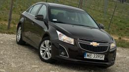 Chevrolet Cruze Sedan 1.8 141KM - galeria redakcyjna 2 - widok z przodu