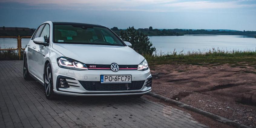 Volkswagen Golf GTI 2.0 TSI 245 KM - galeria redakcyjna (2)