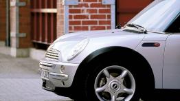 Mini Cooper 2002 - lewy bok