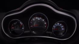 Dodge Avenger R/T 2012 - obrotomierz