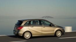 Mercedes B180 CDI 2012 - prawy bok