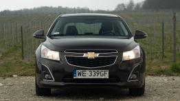 Chevrolet Cruze Sedan 1.8 141KM - galeria redakcyjna 2 - widok z przodu