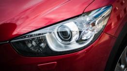 Mazda CX-5 2.2 SKYACTIV-D 175KM - galeria redakcyjna (2) - lewy przedni reflektor - wyłączony