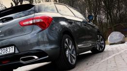 Citroen DS5 2.0 HDi 163KM - galeria redakcyjna - bok - inne ujęcie