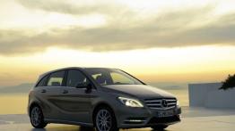 Mercedes B180 CDI 2012 - prawy bok