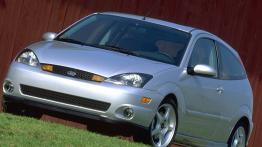 Ford Focus SVT 2002 - widok z przodu