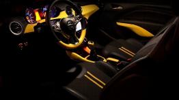 Opel Adam 1.4 100KM - galeria redakcyjna (2) - widok ogólny wnętrza z przodu