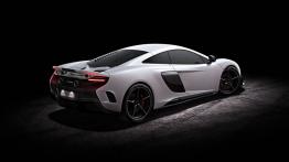 McLaren 675LT (2016) - widok z tyłu