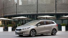 Kia ceed Sportswagon II (2012) - lewy bok