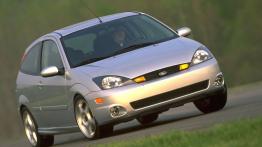 Ford Focus SVT 2002 - widok z przodu