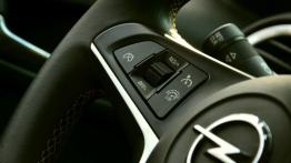 Opel Adam 1.4 100KM - galeria redakcyjna (2) - sterowanie w kierownicy