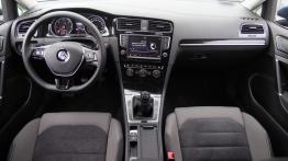 Volkswagen Golf VII Variant 2.0 TDI - galeria redakcyjna - pełny panel przedni