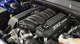 Dodge Challenger SRT8 392 - silnik