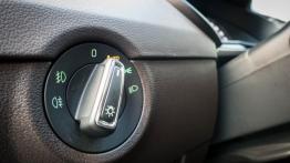 Skoda Octavia III Laurin & Klement - galeria redakcyjna (2) - przełącznik do sterowania światłami