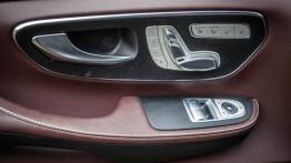 Mercedes Klasa V II BlueTEC - galeria redakcyjna (2) - sterowanie w drzwiach