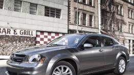 Dodge Avenger R/T 2012 - lewy bok