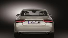 Audi A5 Sportback 2012 - tył - reflektory włączone
