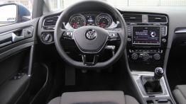 Volkswagen Golf VII Variant 2.0 TDI - galeria redakcyjna - kokpit