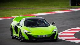 McLaren 675LT (2016) 2/2 - widok z przodu