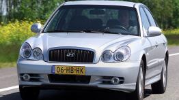 Hyundai Sonata 2002 - widok z przodu