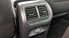 Volkswagen Golf Sportsvan 1.5 TSI 150 KM - galeria redakcyjna (2) - nawiew z ty?u