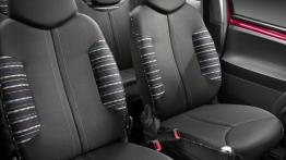 Citroen C1 Hatchback 3d Facelifting (2012) - widok ogólny wnętrza z przodu