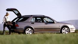 Saab 9-5 2002 - prawy bok