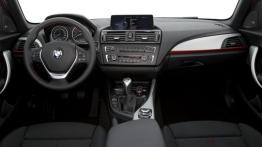 BMW 118i 2012 - pełny panel przedni