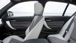 BMW 120d 2012 - widok ogólny wnętrza