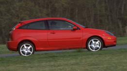 Ford Focus SVT 2002 - prawy bok