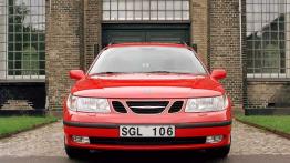 Saab 9-5 2002 - widok z przodu