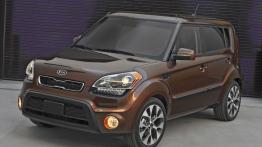 Kia Soul 2012 - przód - reflektory włączone