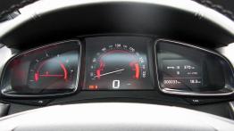 Citroen DS5 2.0 HDi 163KM - galeria redakcyjna - zestaw wskaźników