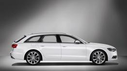 Audi A6 Avant V6 TDI 2012 - prawy bok