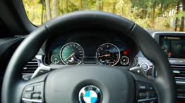 BMW Seria 6 F06 Gran Coupe 640d 313KM - galeria redakcyjna (2) - zestaw wskaźników